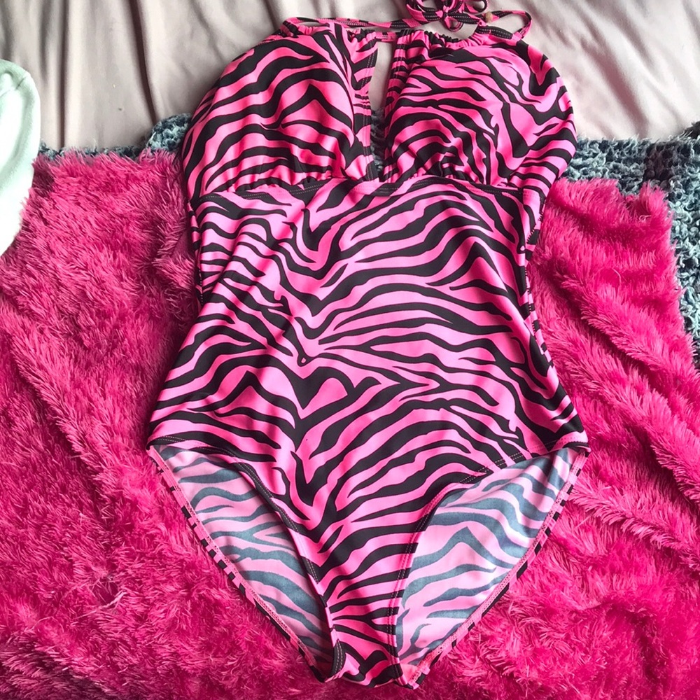 One peice bathing suit